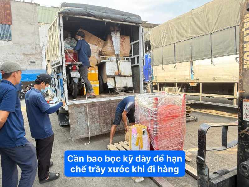 Cần bao bọc kỹ dày để hạn chế trầy xước khi đi hàng
