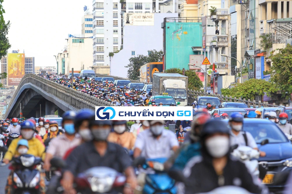 Nhận diện các khung giờ cao điểm thường gặp trong ngày