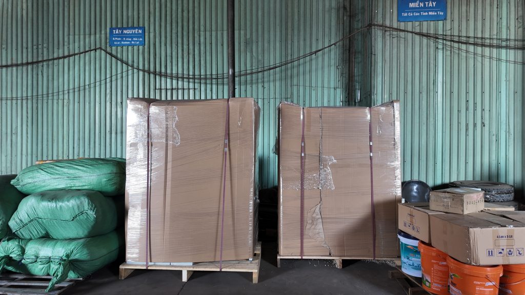 Bao bọc đồ đạc bằng vật liệu chuyên dụng