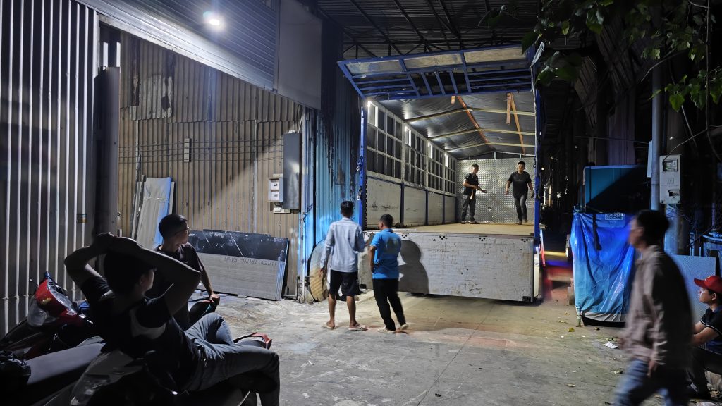 Dịch vụ chuyển nhà từ Hà Nội đi Đà Nẵng