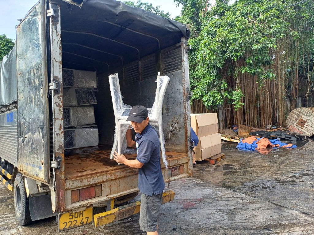 Dịch vụ đi nhanh, đảm bảo đúng hẹn