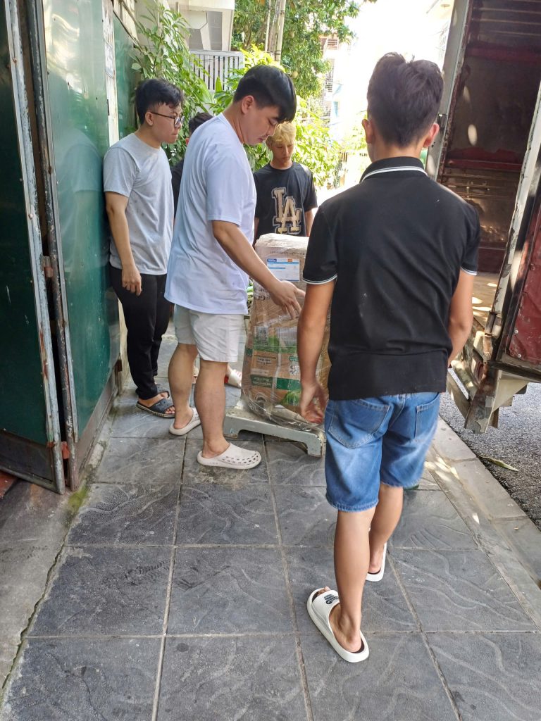 Nhận chuyển tận nơi tại Hà Nội