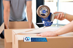 Dịch vụ dán băng keo chắc chắn cho thùng khi chuyển nhà