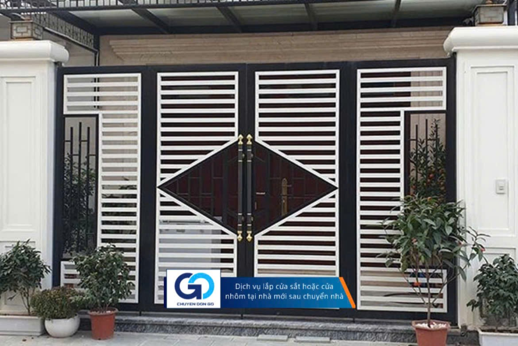 Dịch vụ lắp cửa sắt hoặc cửa nhôm tại nhà mới sau chuyển nhà