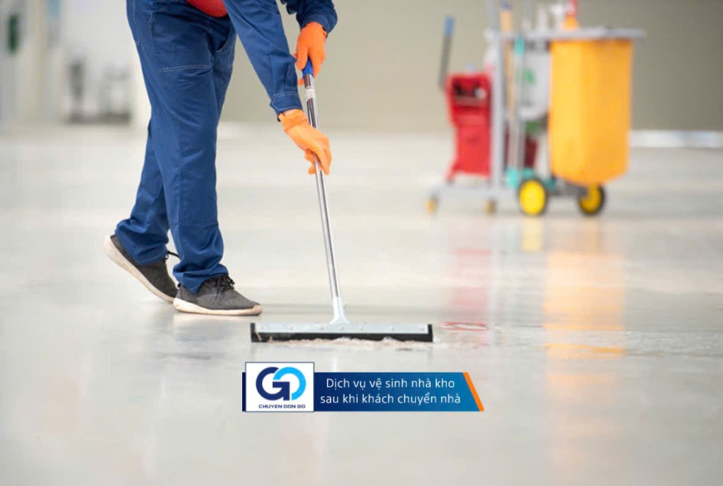 Dịch vụ vệ sinh nhà kho sau khi khách chuyển nhà