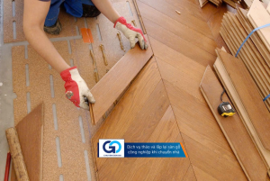 Dịch vụ tháo và lắp lại sàn gỗ công nghiệp khi chuyển nhà