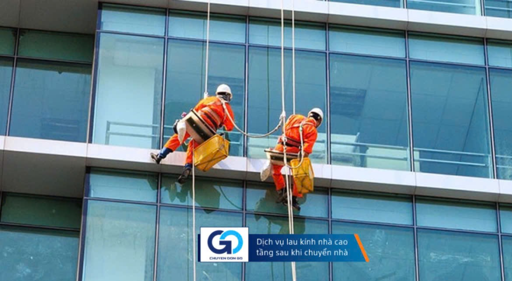 Dịch vụ lau kính nhà cao tầng sau khi chuyển nhà
