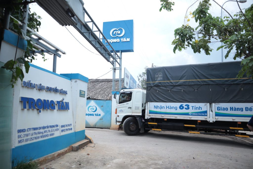 Dịch vụ chuyển nhà từ Đà Nẵng đi TP.HCM