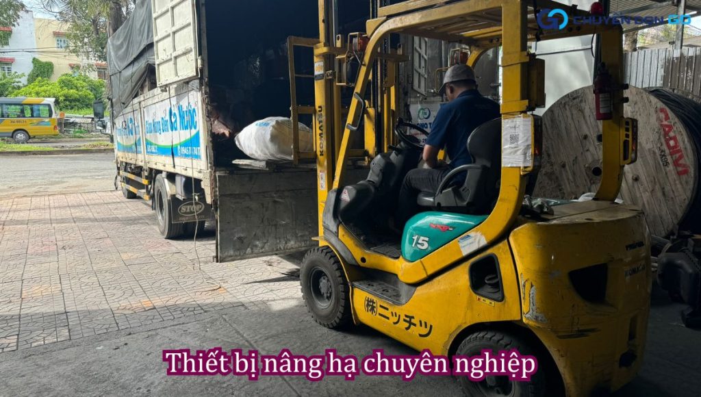 Chuyển kho xưởng tại Phường Tân Hòa