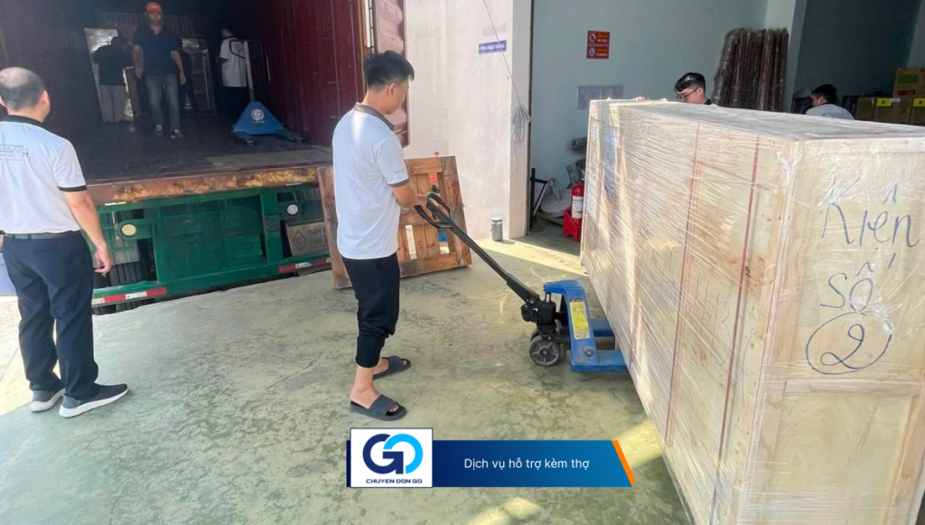 Dịch vụ hỗ trợ kèm thợ