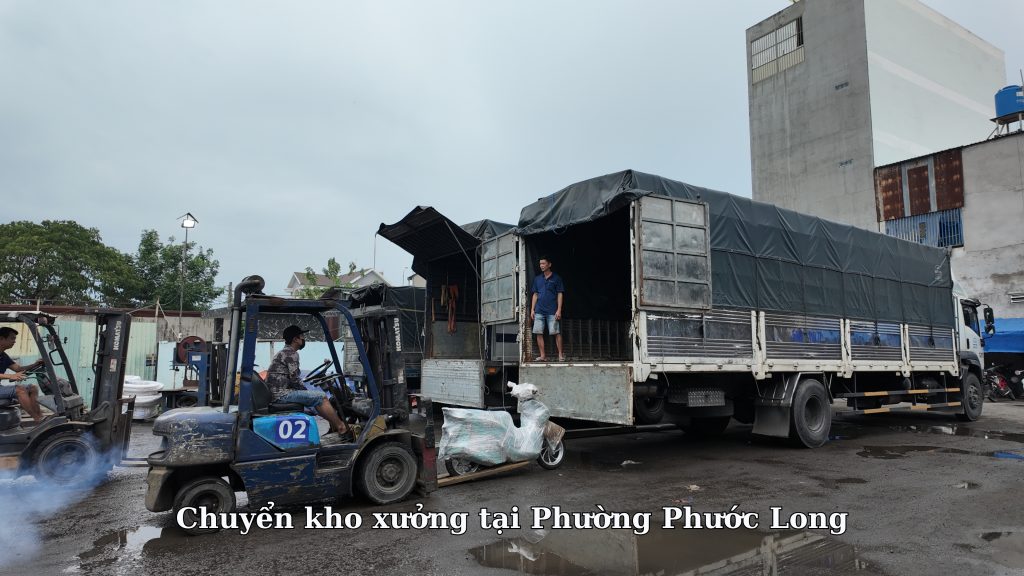 Chuyển kho xưởng tại Phường Phước Long