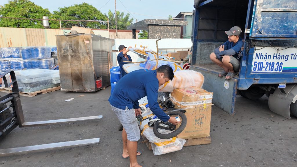 Dịch vụ chuyển văn phòng từ Đắk Lắk đi Long An