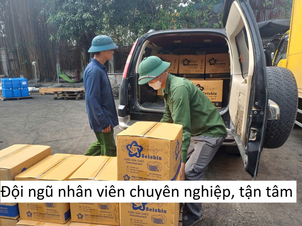 Đội ngũ nhân viên chuyên nghiệp, tận tâm