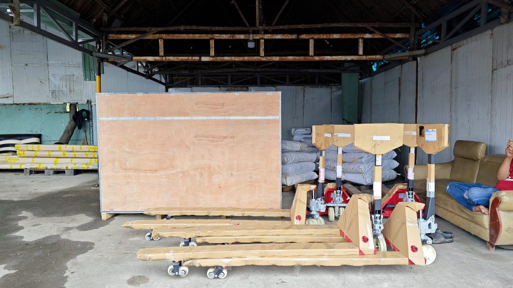 Đóng gói hàng hoá máy móc công nghiệp