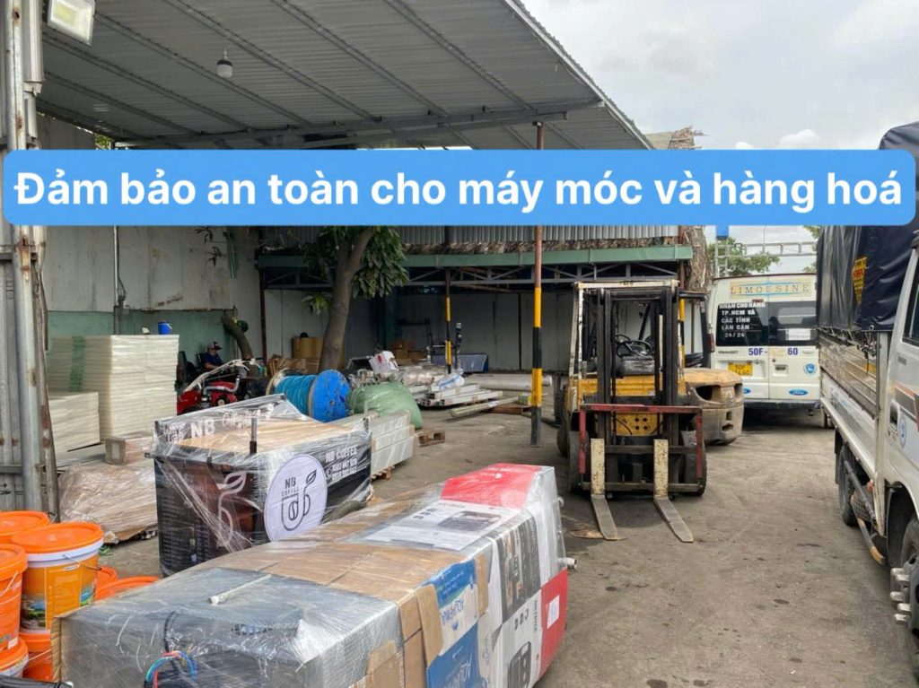 Chuyển kho xưởng tại Phường Long Trường
