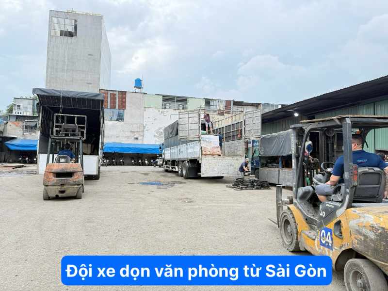 Đội xe dọn văn phòng từ Sài Gòn 