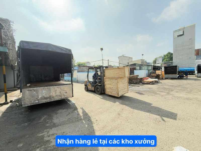 Nhận hàng lẻ tại các kho xưởng