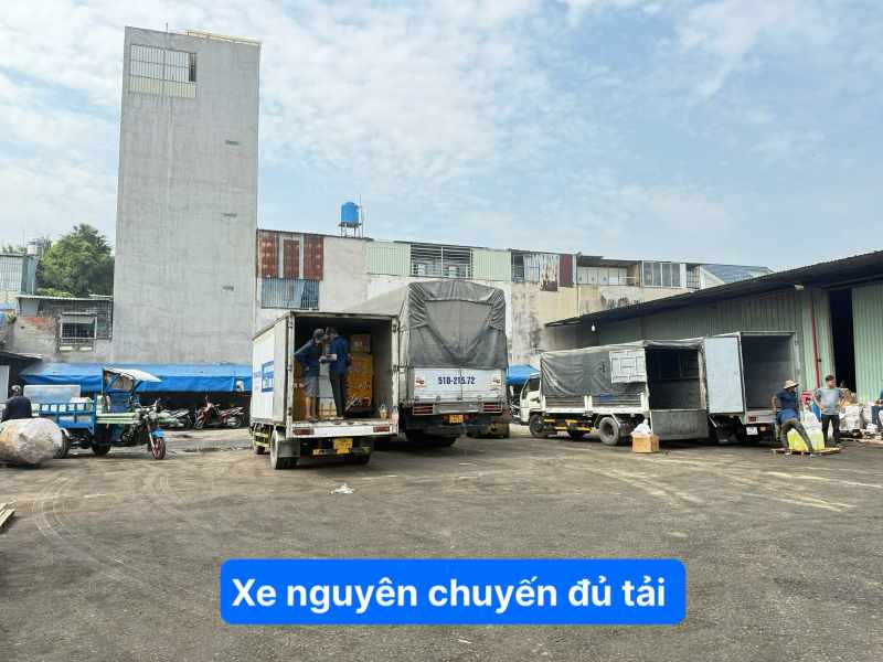 xe nguyên chuyến đủ tải 