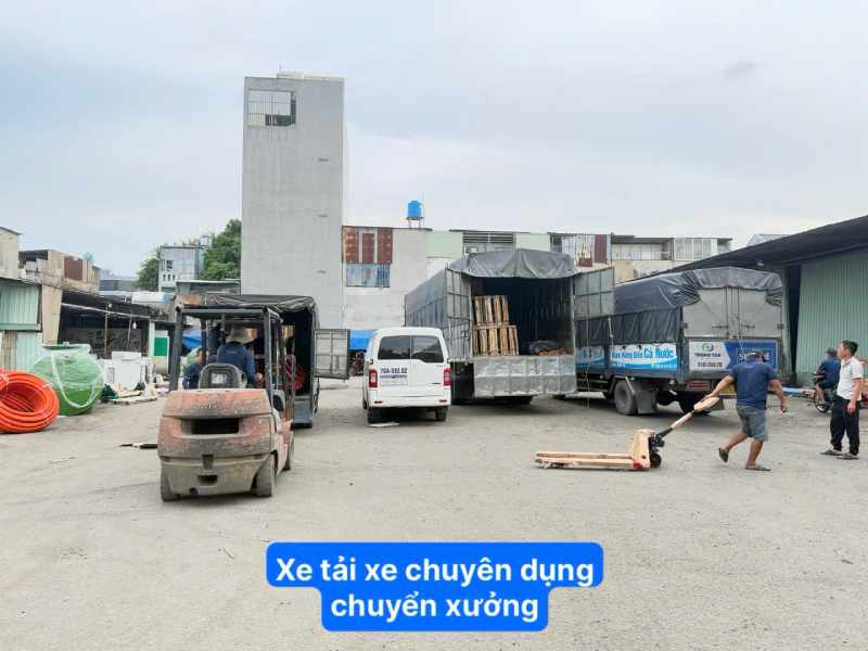 xe tải xe chuyên dụng chuyển xưởng 