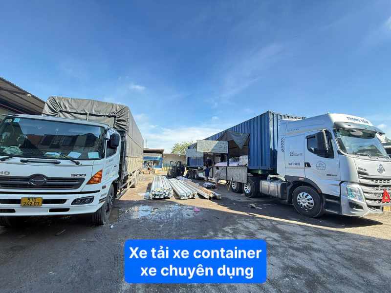 Xe tải xe container xe chuyên dụng 